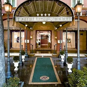 Отель Zanhotel Tre Vecchi, Болонья